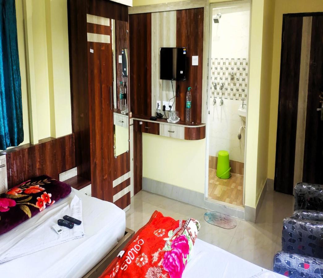 Staymaker Tirupati Guest House كولكاتا المظهر الخارجي الصورة